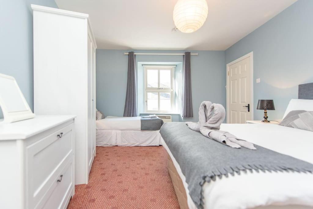 Clonbur House - One Bedroom Apartment Galway Extérieur photo