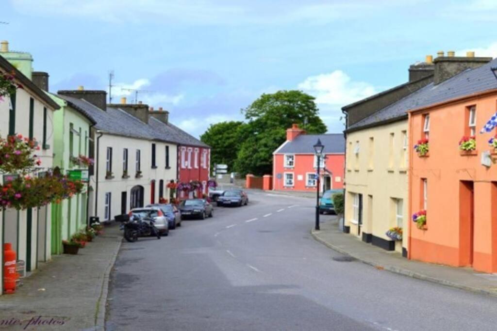 Clonbur House - One Bedroom Apartment Galway Extérieur photo
