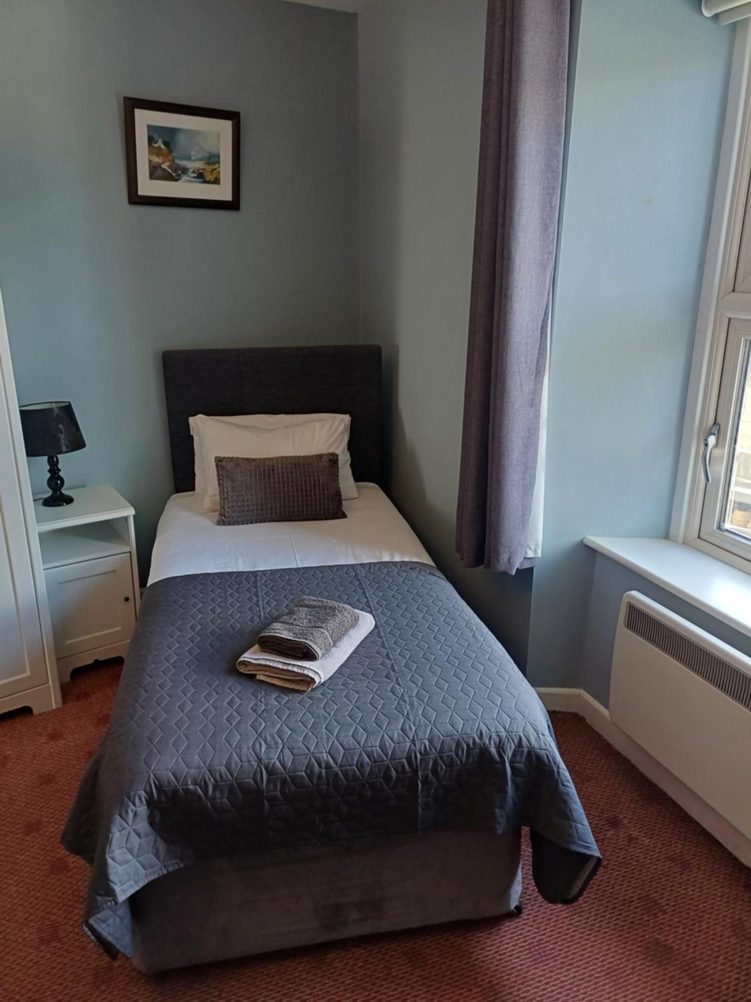 Clonbur House - One Bedroom Apartment Galway Extérieur photo